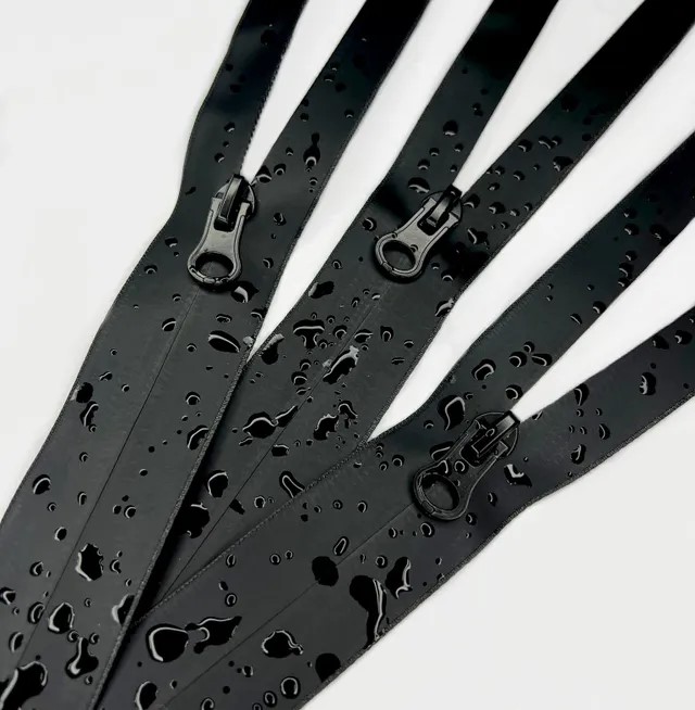 Замок роздільний водовідштовхувальний Т 7, 75 см Zipper (0310)